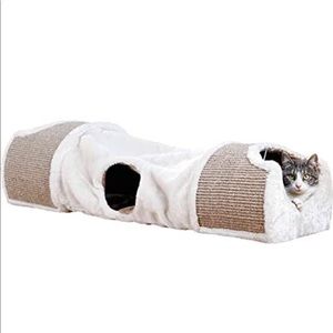 TRIXIE/AMAZON | Trixie Cuddly Condos with Tunnel | Sisal Scratching Surfaces